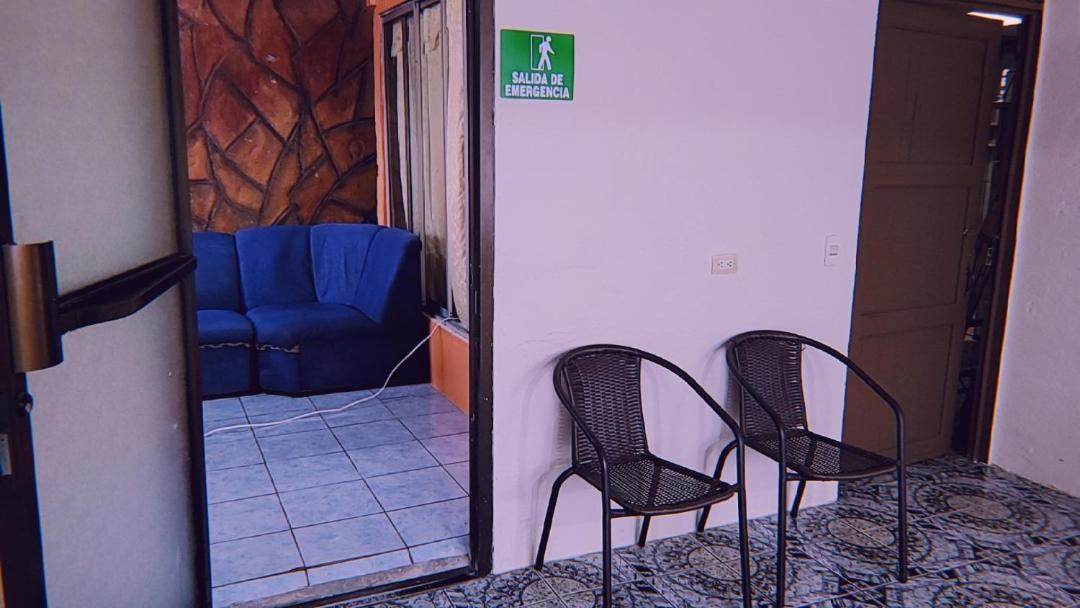 Alpha Arenal Hostel La Fortuna المظهر الخارجي الصورة