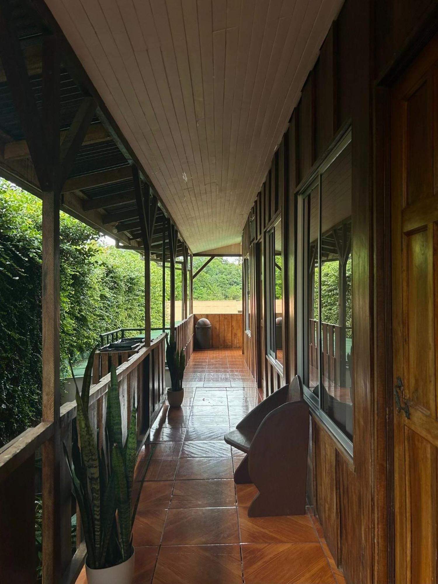 Alpha Arenal Hostel La Fortuna المظهر الخارجي الصورة