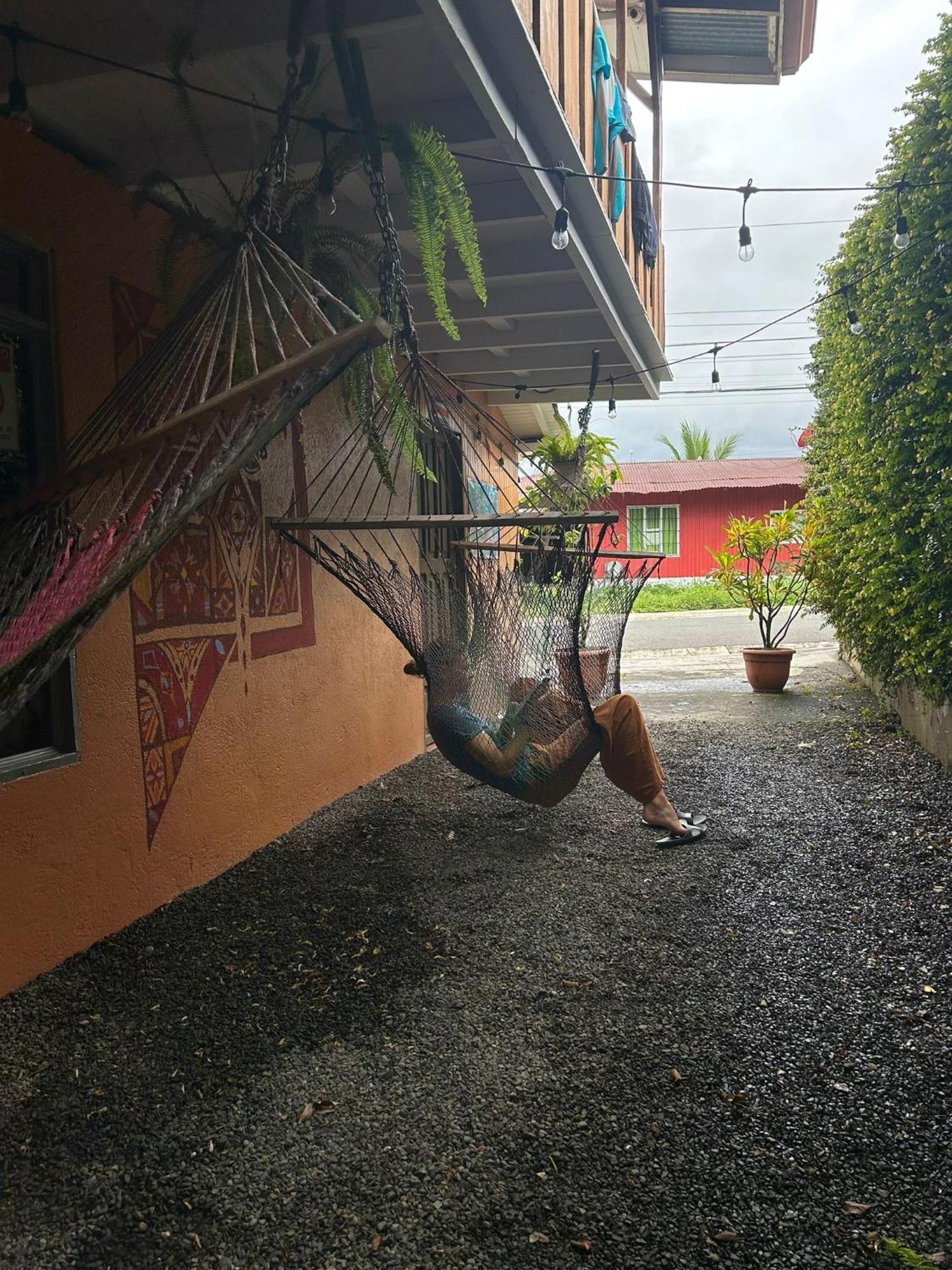 Alpha Arenal Hostel La Fortuna المظهر الخارجي الصورة