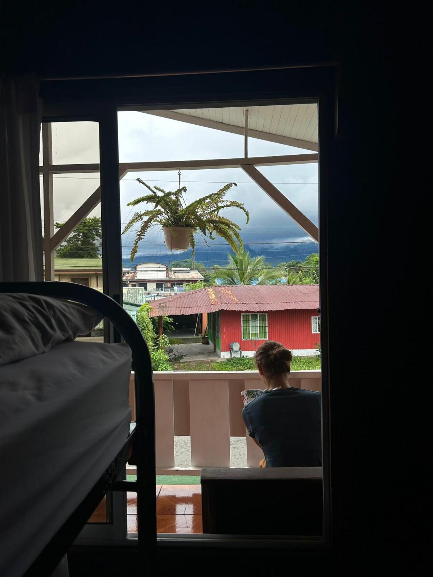 Alpha Arenal Hostel La Fortuna المظهر الخارجي الصورة